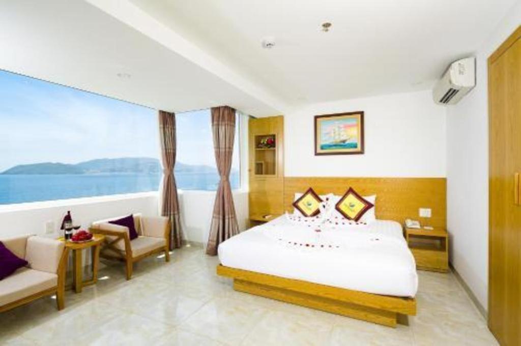Majestic Star Hotel Nha Trang Buitenkant foto
