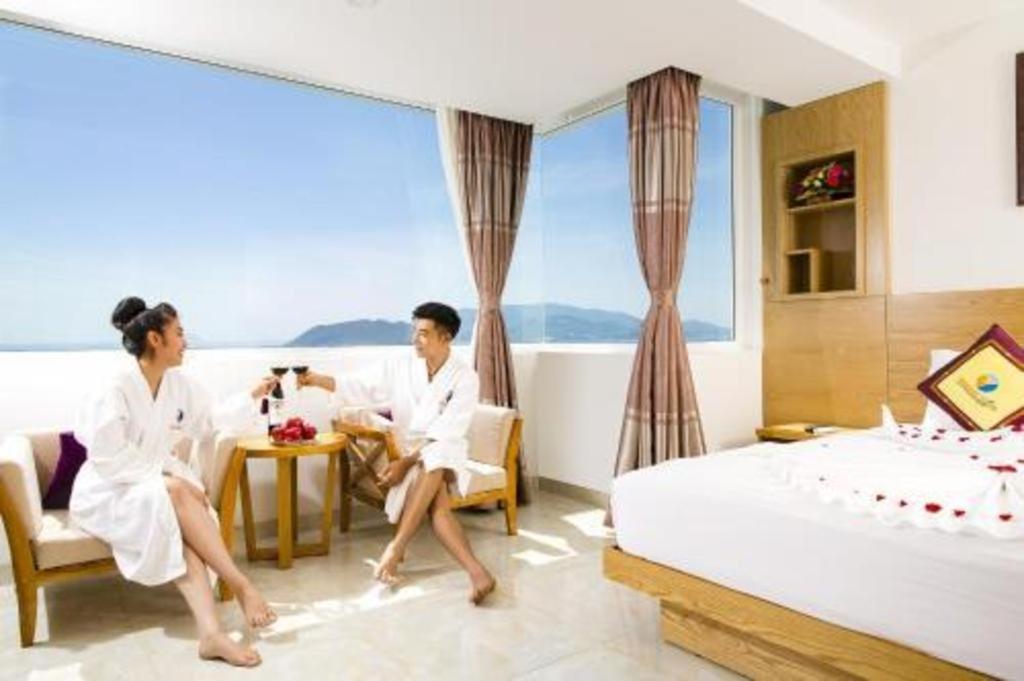 Majestic Star Hotel Nha Trang Buitenkant foto